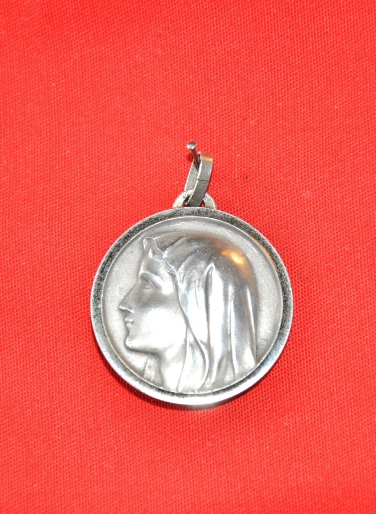 medaille religieuse ronde vierge et grotte de lourdes (x2018, Enlèvement ou Envoi, Utilisé, Bijoux, Christianisme | Catholique