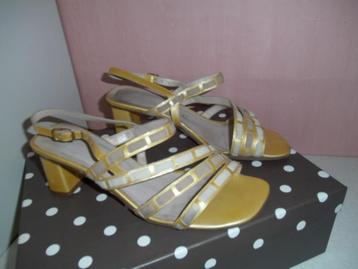 Zomersandalen maat 37/38