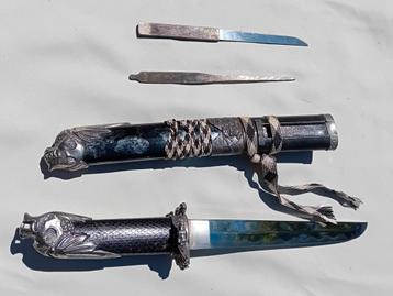 Katana décoratif avec 2 couteaux