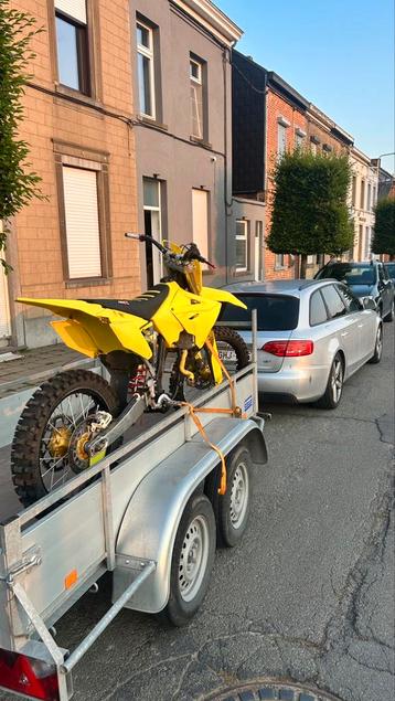Suzuki rm 125 beschikbaar voor biedingen
