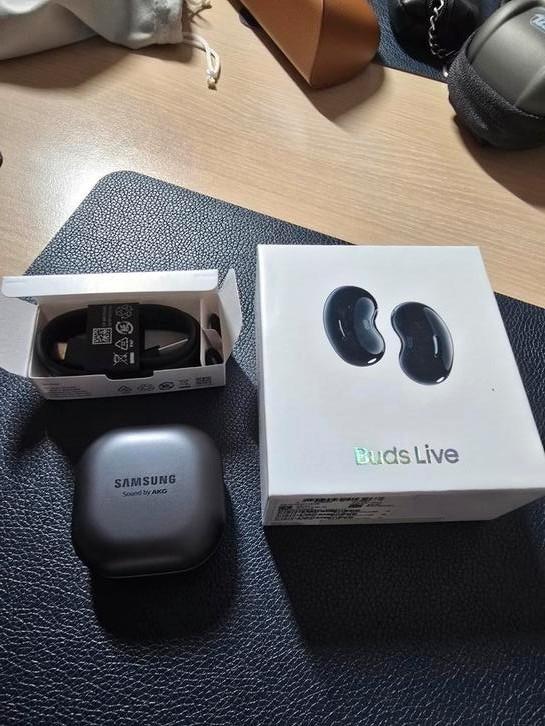 Samsung Galaxy Buds Live, Audio, Tv en Foto, Hoofdtelefoons, Zo goed als nieuw, Ophalen of Verzenden