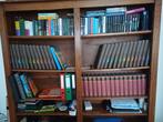 houten boekenkast met oude boeken inbegrepen, Boeken, Overige Boeken, Ophalen