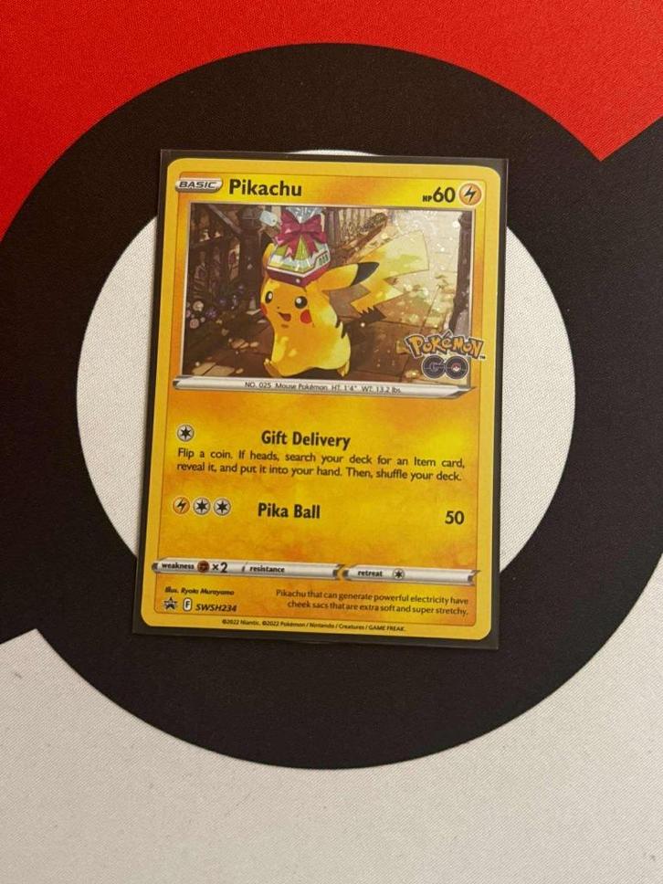 Pokémon - Pikachu SWSH234 Promo - NM, Hobby en Vrije tijd, Verzamelkaartspellen | Pokémon, Zo goed als nieuw, Losse kaart, Ophalen of Verzenden