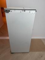 Inbouwijskast Miele met vriesvak, Elektronische apparatuur, Vriezers en Diepvrieskisten, Ophalen, Gebruikt, 120 tot 140 cm, Minder dan 60 cm