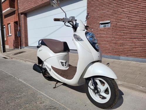 Sym Mio 2016 - volledig onderhoud en alle papieren, Fietsen en Brommers, Scooters | SYM, Zo goed als nieuw, Mio, Klasse A (25 km/u)