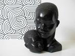Statue afro de la mère et de l'enfant des années 1950, Enlèvement ou Envoi