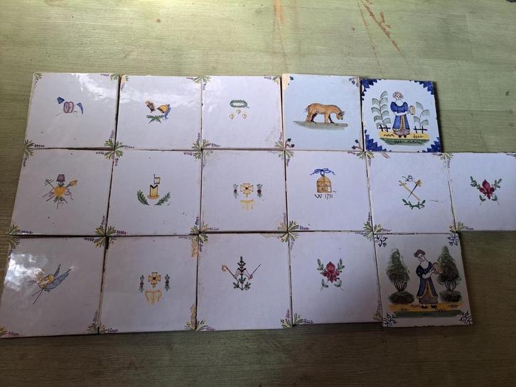 Oude polychrome wandtegels, Antiek en Kunst, Antiek | Wandborden en Tegels, Ophalen of Verzenden