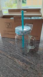 Set van 4 glazen bekers, Enlèvement