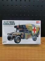 M997 maxi ambulance, Hobby en Vrije tijd, Modelbouw | Auto's en Voertuigen, Auto, 1:32 tot 1:50, Nieuw, Ophalen
