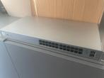 Unifi 24 port gigabit switch, Computers en Software, Netwerk switches, Ophalen, Zo goed als nieuw