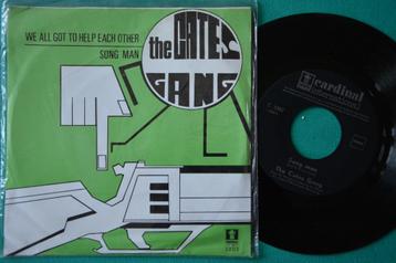 The Gates Gang – We All Got To Help Each Other (9) - singel beschikbaar voor biedingen