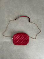 Rode handtas, Handtassen en Accessoires, Tassen | Damestassen, Handtas, Ophalen of Verzenden, Zo goed als nieuw