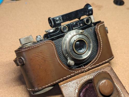 Leica II avec Elmar, étuis et viseur d'angle, TV, Hi-fi & Vidéo, Appareils photo analogiques, Utilisé, Compact, Leica, Enlèvement ou Envoi