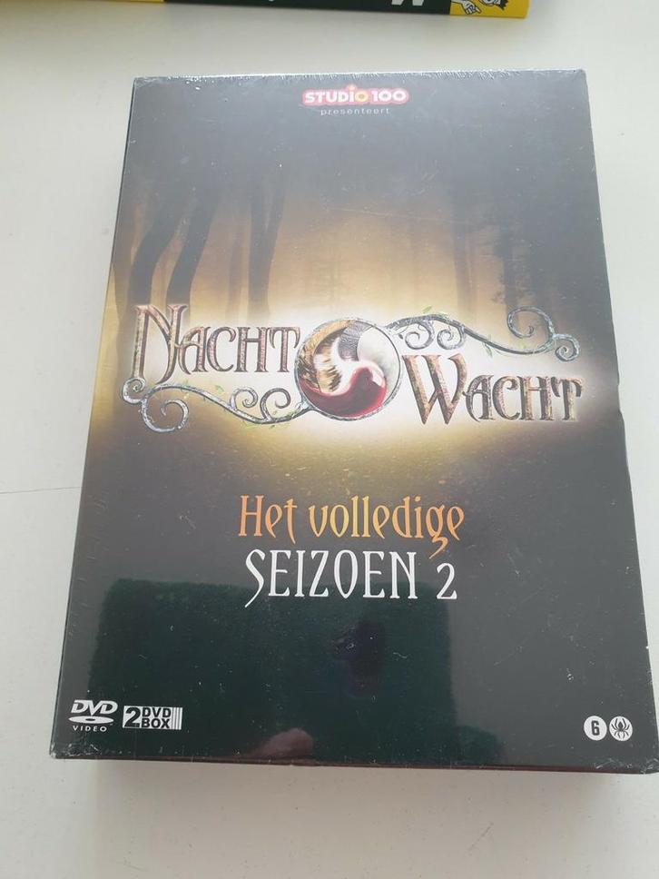 Nachtwacht DVD Het volledige seizoen 2.          NIEUWSTAAT, Livres, Cinéma, Tv & Médias, Neuf, Médias, Enlèvement ou Envoi