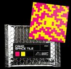 Invader, CAMO SPACE tegel geel roze, Ophalen of Verzenden