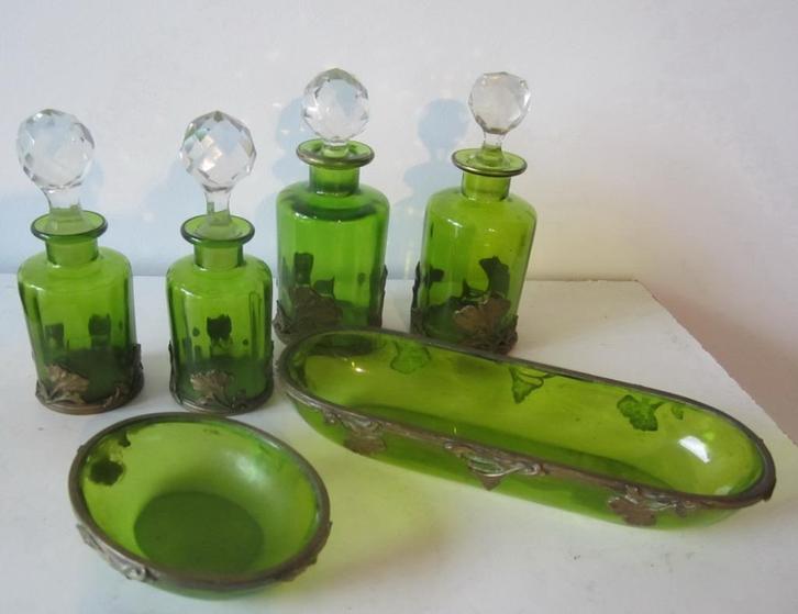 Antieke art nouveau vanity set in bronzen houders, ca 1900, Antiek en Kunst, Antiek | Glaswerk en Kristal, Verzenden
