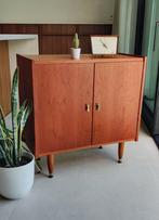 Vintage teakhouten platenkast / badkamermeubel, Ophalen of Verzenden