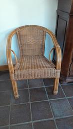 Rotan en bamboe vintage stoel, Tuin en Terras, Ophalen, Zo goed als nieuw, Rotan