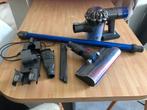 Dyson V6 fluffy, Elektronische apparatuur, Stofzuigers, Ophalen of Verzenden, Gebruikt, Reservoir, Stofzuiger