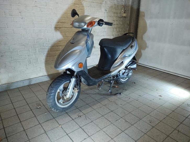 TGB 203R 50cc 2-takt B-klasse, Fietsen en Brommers, Scooters | Overige merken, Gebruikt, Ophalen