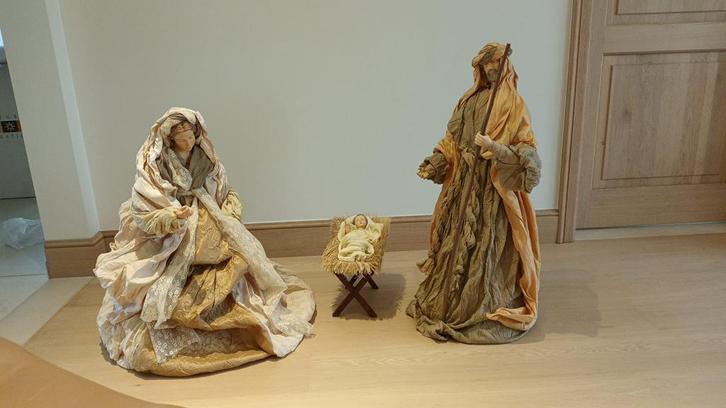 Kerstbeelden Jozef Maria Jezus, Diversen, Kerst, Zo goed als nieuw, Ophalen