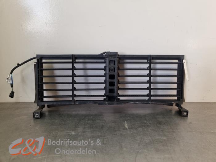 Guidage d'air d'un Opel Vivaro, Autos : Pièces & Accessoires, Moteurs & Accessoires, Opel, Utilisé, 3 mois de garantie, Enlèvement ou Envoi