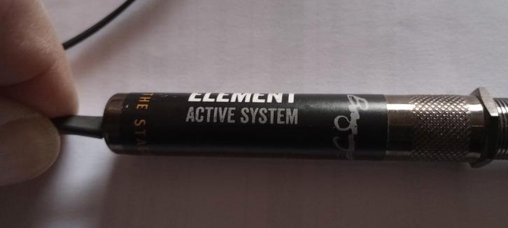 micro actif guitare acoustique LR baggs élément, Muziek en Instrumenten, Instrumenten | Toebehoren, Zo goed als nieuw, Akoestische gitaar