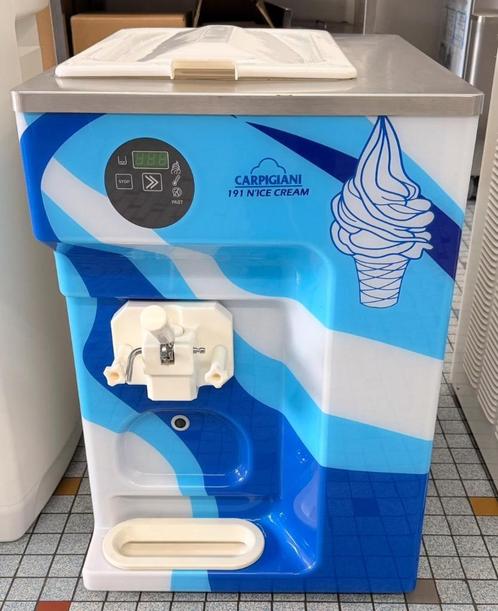 machine soft carpigiani 191 n'ice cream, Zakelijke goederen, Horeca | Keukenapparatuur, Koelen en Vriezen, Gebruikt, Ophalen