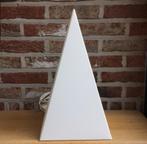 Lampe Pyramide, Maison & Meubles, Autres matériaux, Utilisé, Moins de 50 cm, Enlèvement ou Envoi