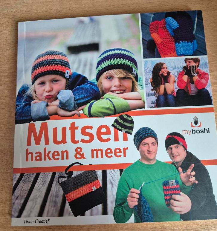 Thomas Jaenisch - Mutsen haken en meer, Boeken, Hobby en Vrije tijd, Zo goed als nieuw, Ophalen of Verzenden