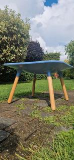 STAMP edition - Marguerite - lage tafel, Enlèvement