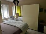 kleerkast met schuifdeuren, Huis en Inrichting, Kasten | Kleerkasten, Ophalen, Gebruikt, 200 cm of meer, Met hangruimte
