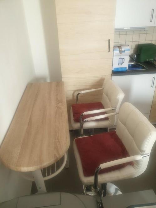 Te koop wegens verhuizing !!, Huis en Inrichting, Complete eetkamers, Gebruikt, Minder dan 4 stoelen, Ophalen