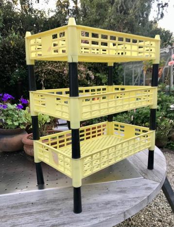 vintage 1960s modulair plastic keukenrek pastel geel beschikbaar voor biedingen