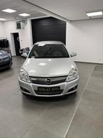 OPEL ASTRA 1.6 BENZINE 2012//NAVİGATİE/CARPLAY TOP STAAT, Auto's, Opel, Euro 5, Radio, 1600 cc, 146 g/km