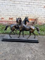 Beeld paarden Valton, Enlèvement