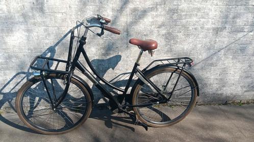 Stevige Zwarte Transportfiets – Ideaal voor Stadsgebruik, Fietsen en Brommers, Fietsen | Dames | Omafietsen, Zo goed als nieuw