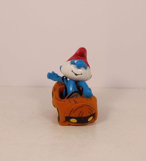Chef des schtroumpf en voiture, Verzamelen, Smurfen, Zo goed als nieuw, Poppetje, Figuurtje of Knuffel, Grote Smurf, Ophalen of Verzenden