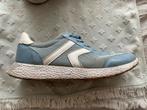 Lichteblauwe zomer sneakers, Blauw, Ophalen of Verzenden, Sneakers, Gedragen