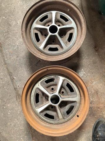 American Muscle Mopar parts beschikbaar voor biedingen