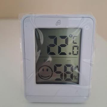 Hygro en binnentemperatuurmeter  beschikbaar voor biedingen