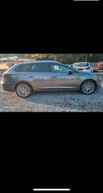 Seat leon 1.4 benziene bj 2014 met 190000 km, Auto's, Voorwielaandrijving, Euro 5, Zwart, 4 cilinders