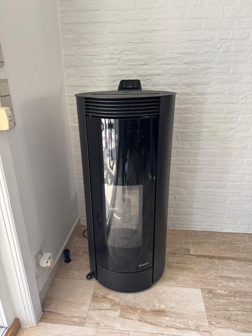 Design Pelletkachel Palazzetti, Huis en Inrichting, Kachels, Zo goed als nieuw, Vrijstaand, Pelletkachel, Overige brandstoffen