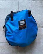 Deryan reisbedij, Enlèvement, Comme neuf