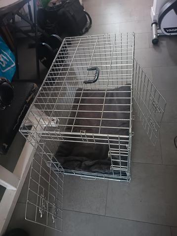 Bench voor middelgrote hond 53 x 46 x 76 beschikbaar voor biedingen