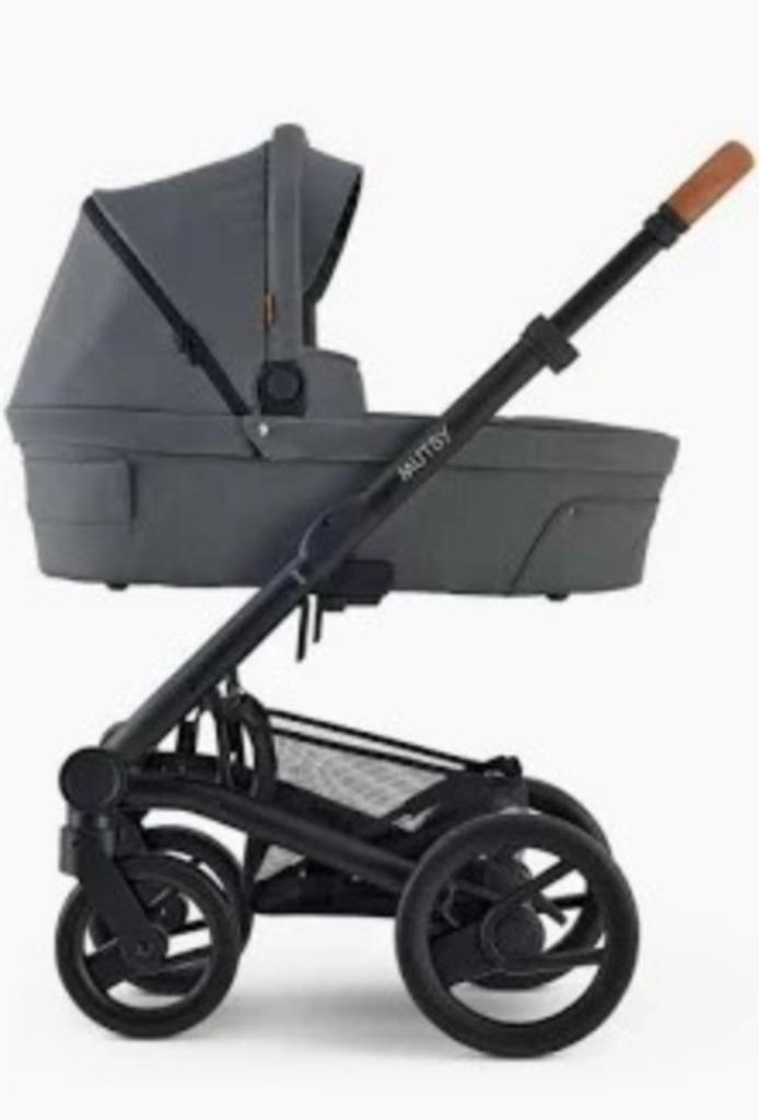 Ensemble poussette Mutsy NIO + nacelle et accessoires, Enfants & Bébés, Poussettes & Combinaisons, Comme neuf, Poussette, Mutsy