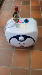 Electrische boiler 10 liter, Doe-het-zelf en Bouw, Ophalen, Zo goed als nieuw, Boiler