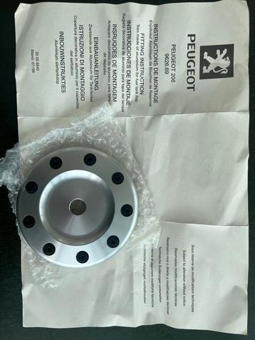 Peugeot 206 aluminium siertakdop beschikbaar voor biedingen