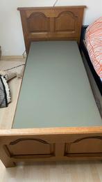 Houten eenpersoonsbed 90x200, Huis en Inrichting, Slaapkamer | Bedden, Ophalen, 90 cm, Eenpersoons, Bruin