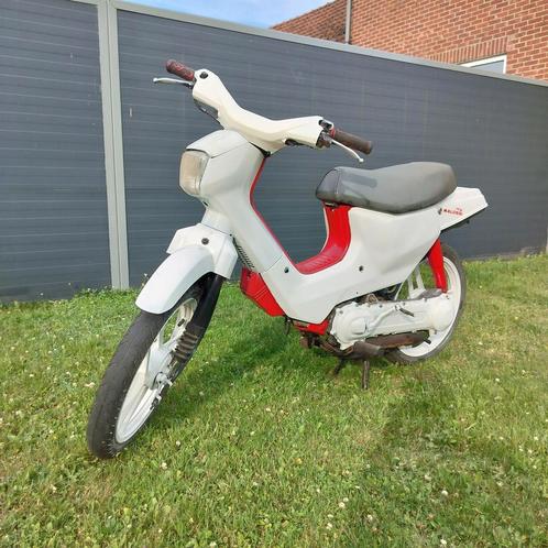 Mooie Honda wallaroo deluxe, Fietsen en Brommers, Brommers | Oldtimers, Klasse A (25 km/u), Ophalen of Verzenden